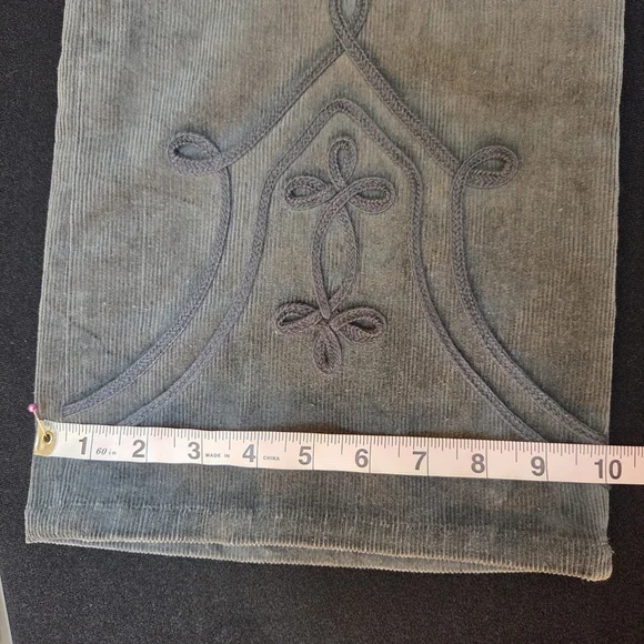 Oscar de la Renta Gray Straight Leg Pants with Embroidery - Picture 5 of 12